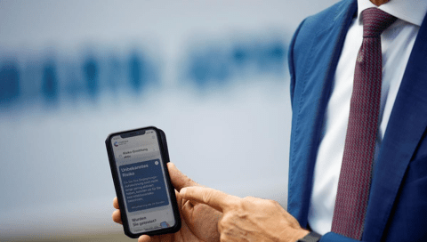 Contact tracing apps may help slow the spread of COVID-19